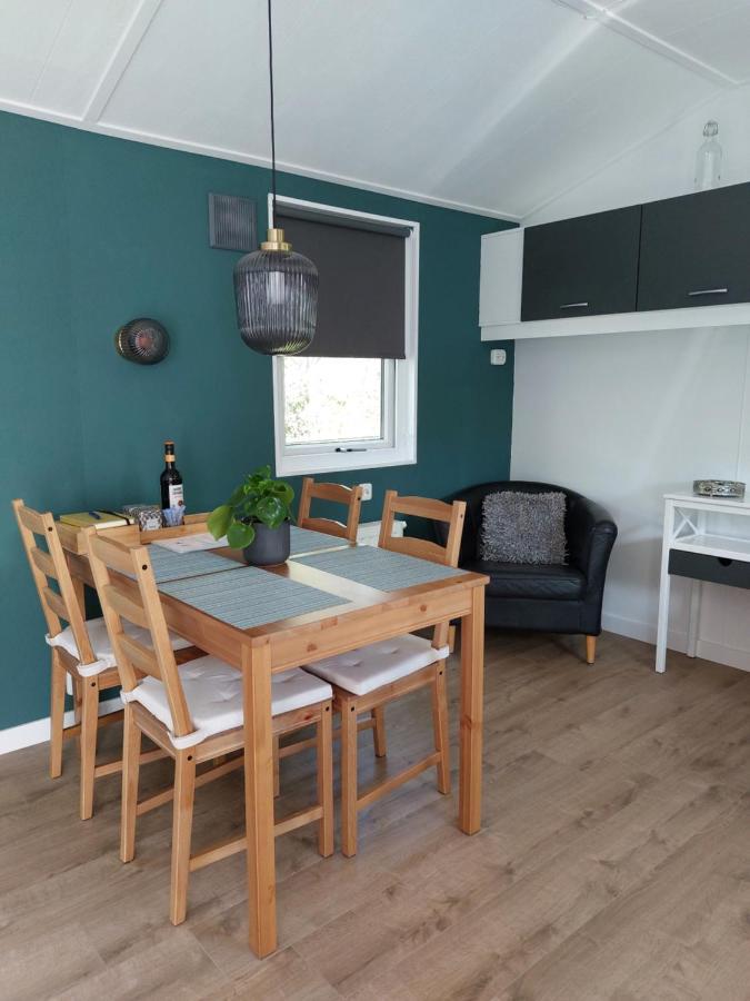 Ruim En Gezellig Chalet Voor 2 Personen Op De Veluwe Recreatiepark De Oude Driest Putten Exterior foto